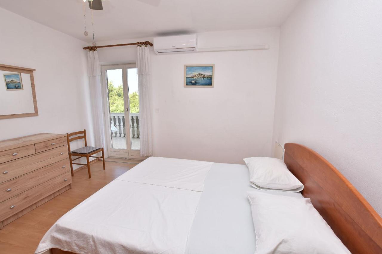 Apartments And Rooms Jakov Primošten Extérieur photo