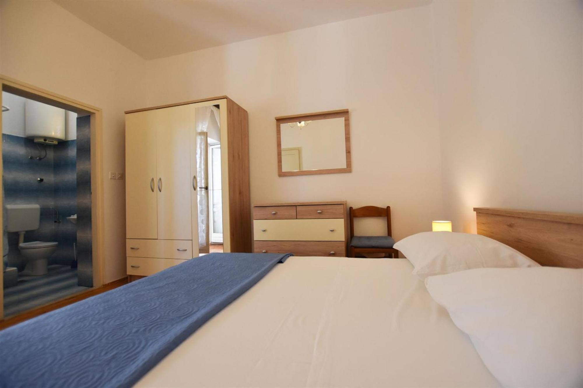 Apartments And Rooms Jakov Primošten Chambre photo