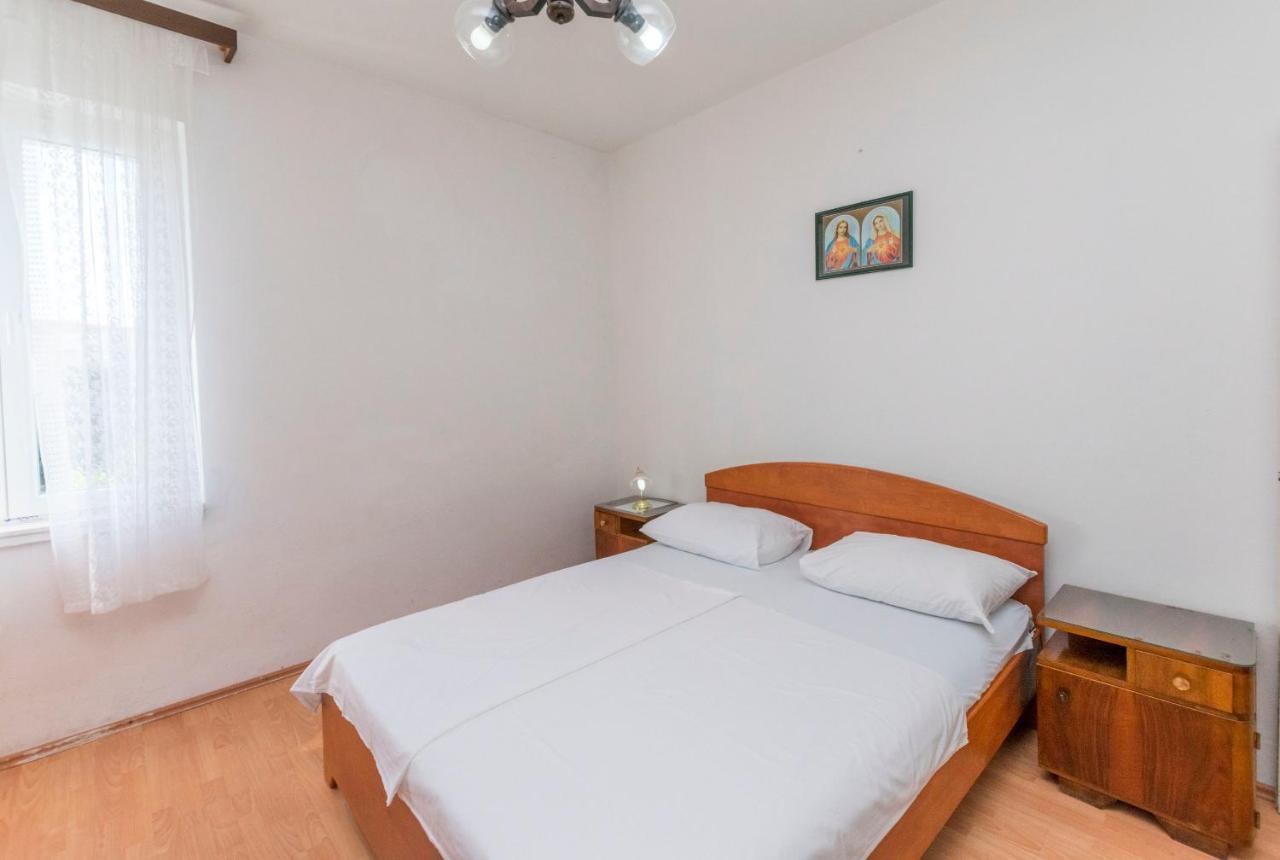 Apartments And Rooms Jakov Primošten Extérieur photo