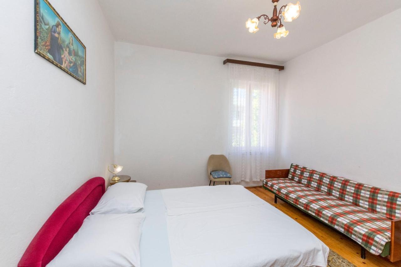 Apartments And Rooms Jakov Primošten Extérieur photo