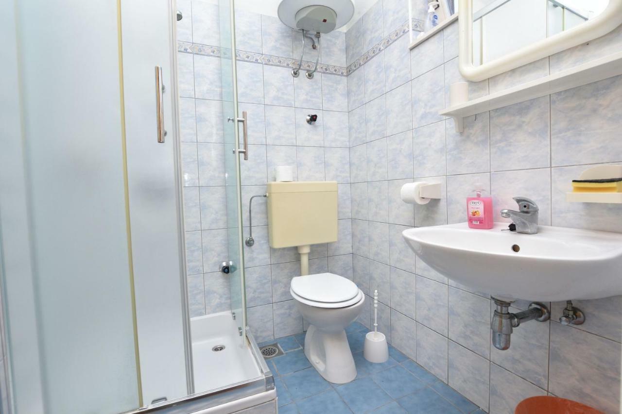 Apartments And Rooms Jakov Primošten Extérieur photo