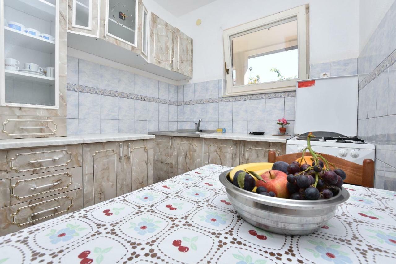 Apartments And Rooms Jakov Primošten Extérieur photo