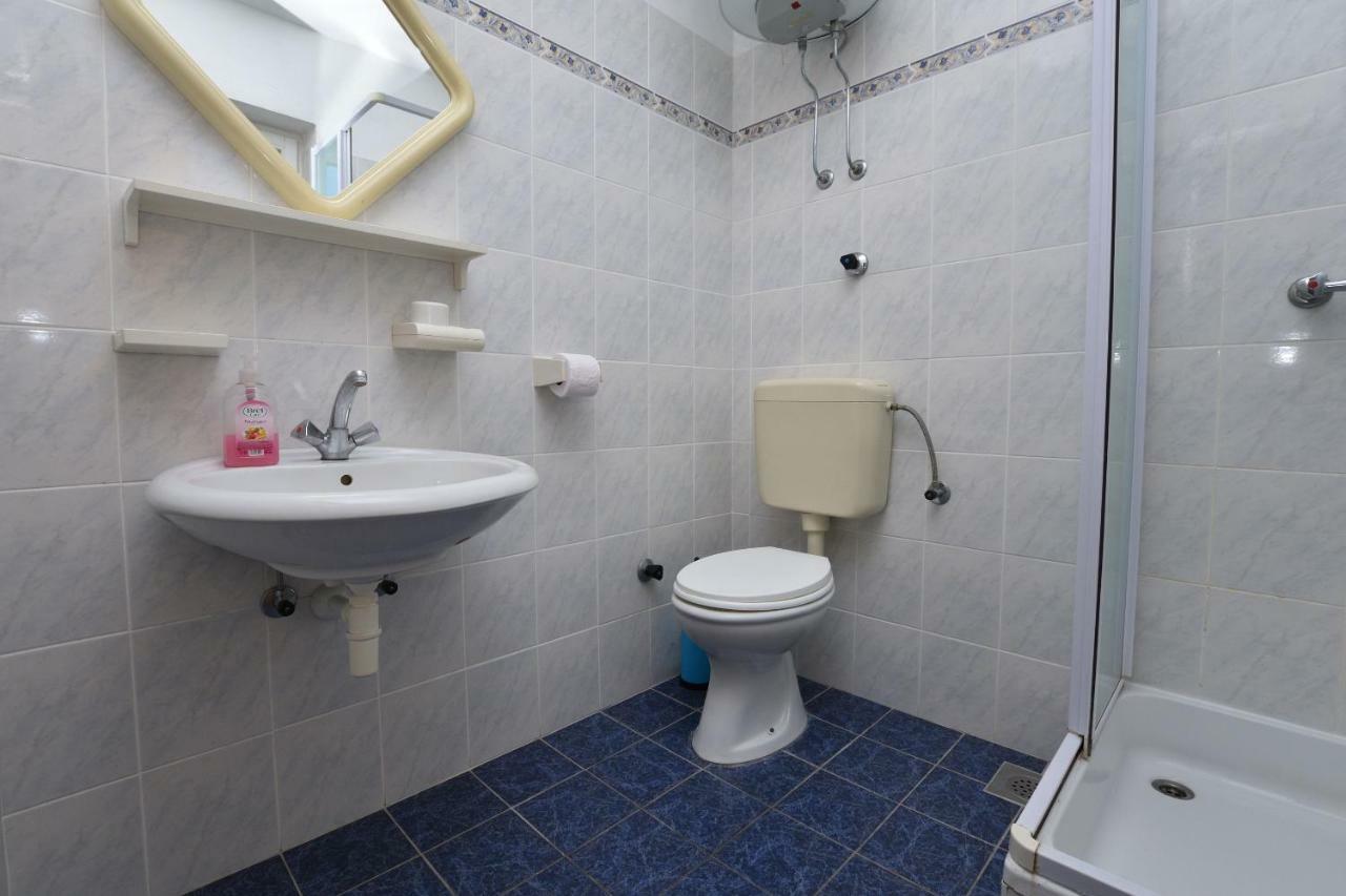 Apartments And Rooms Jakov Primošten Extérieur photo