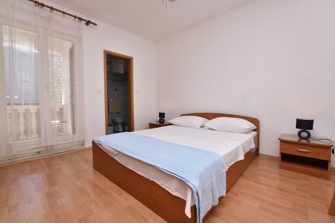 Apartments And Rooms Jakov Primošten Extérieur photo
