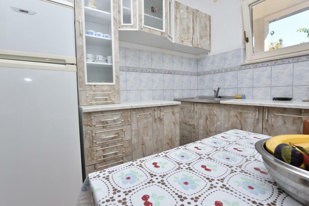 Apartments And Rooms Jakov Primošten Extérieur photo